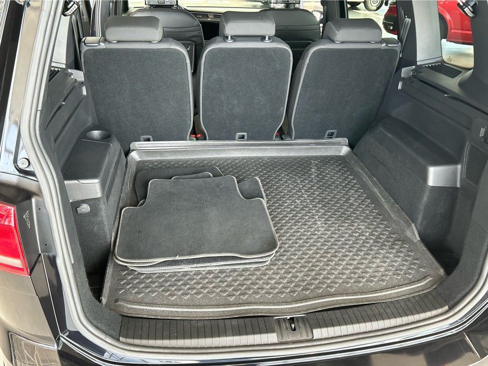 VW Touran 1,4 TSi 150 R-line DSG 7prs 5d
