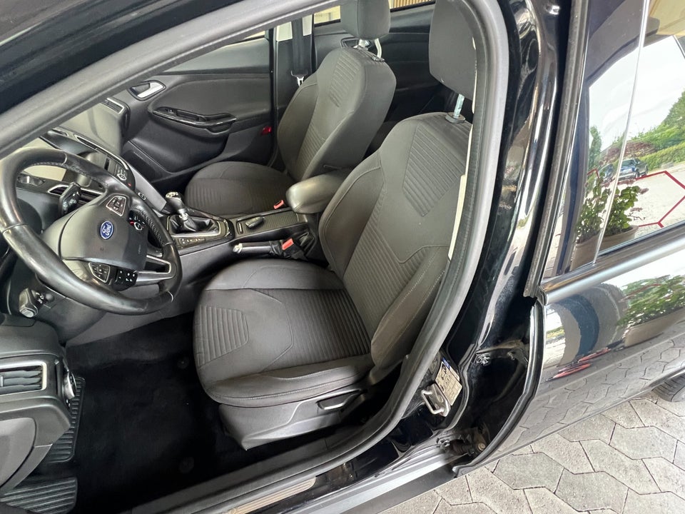 Ford Focus 1,0 SCTi 125 Titanium stc. 5d
