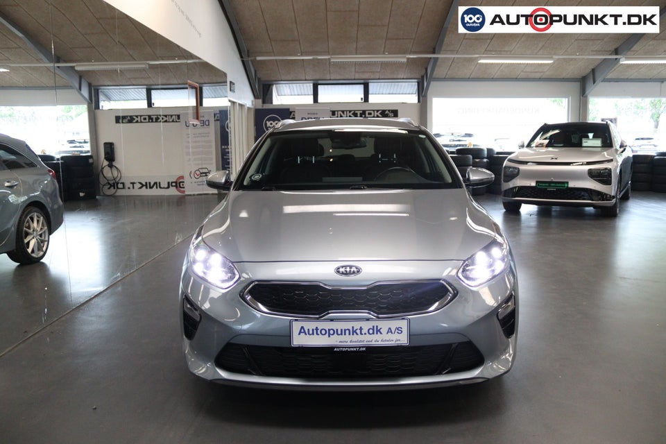 Kia Ceed 1,0 T-GDi mHEV Comfort Upgrade SW DCT 5d