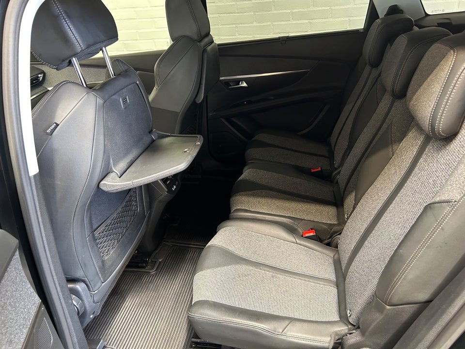 Peugeot 5008 1,5 BlueHDi 130 Allure EAT8 7prs 5d