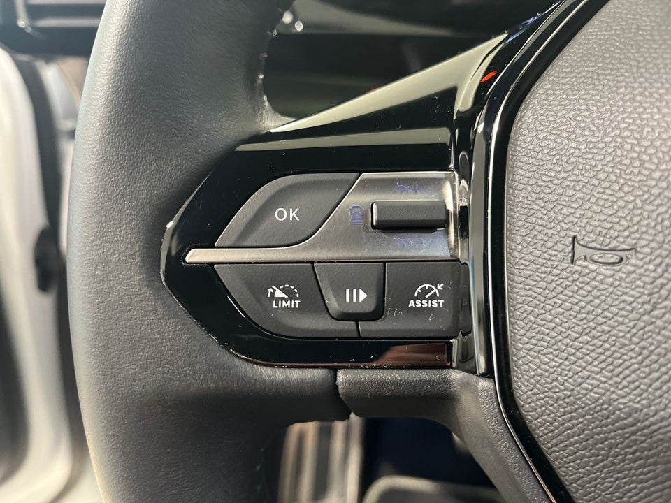 Peugeot e-308 54 First Edition 5d