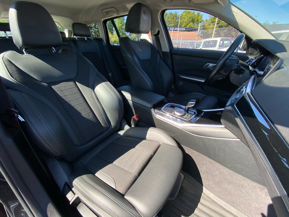 BMW 330e 2,0 Touring Sport Line aut. 5d