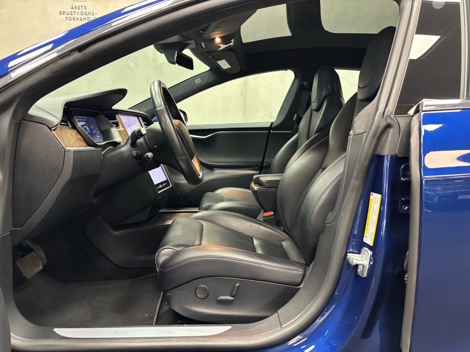 Tesla Model S Standard Range AWD 5d