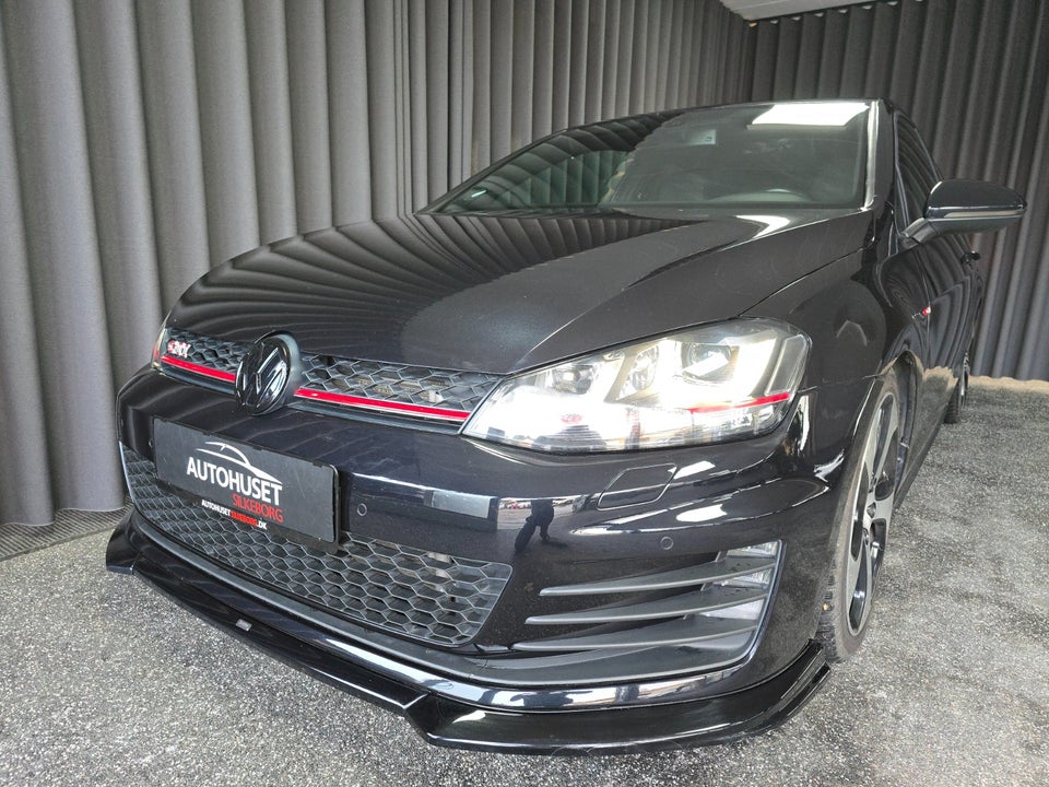 VW Golf VII 2,0 GTi Performance DSG BMT 3d