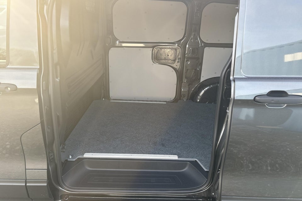 VW Transporter 2,0 TDi 170 PanAmericana Kassevogn aut. SWB