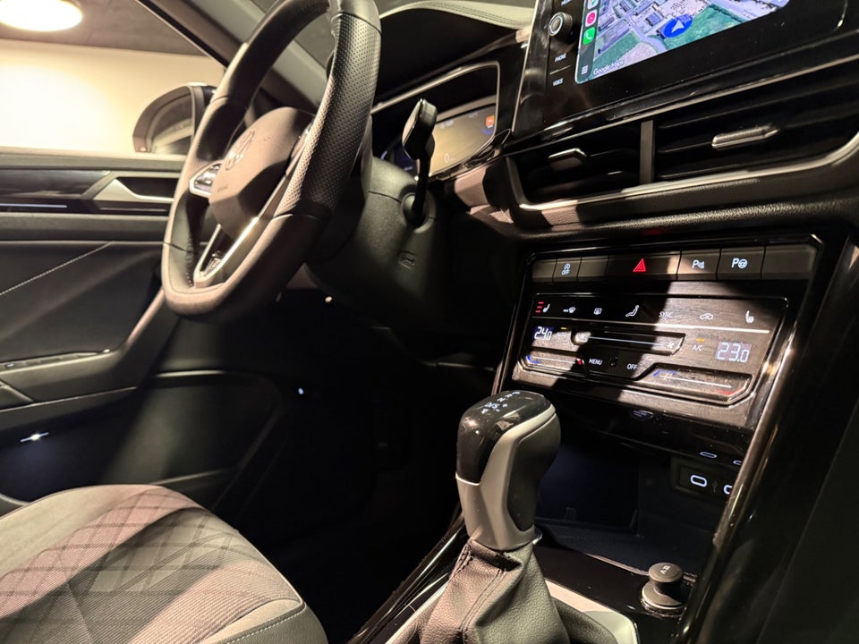 VW T-Roc 1,5 TSi 150 R-line DSG 5d