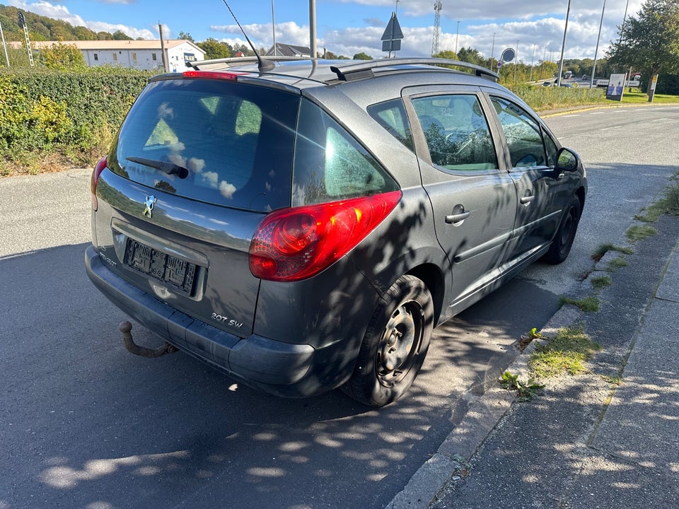 Peugeot 207 1,6 HDi 90 Comfort+ SW 5d