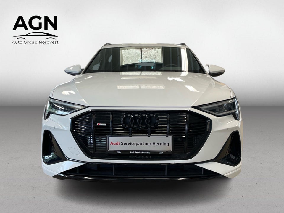 Audi e-tron 55 S-line quattro 5d