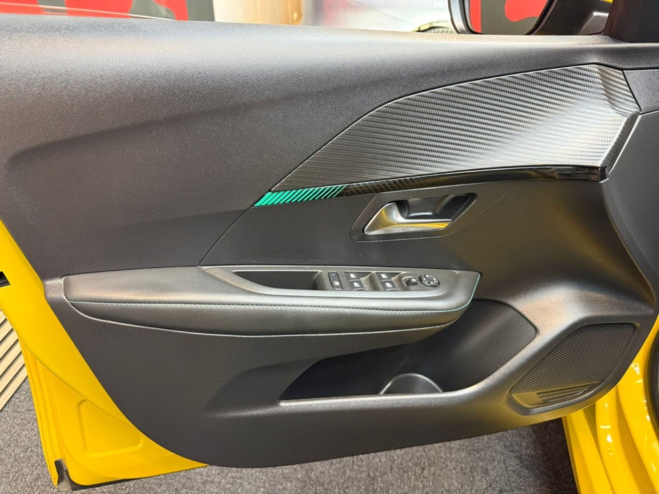 Peugeot 208 1,2 PureTech 100 Allure Comfort 5d
