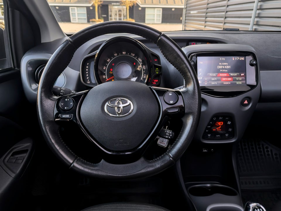 Toyota Aygo 1,0 VVT-i x-sky 5d