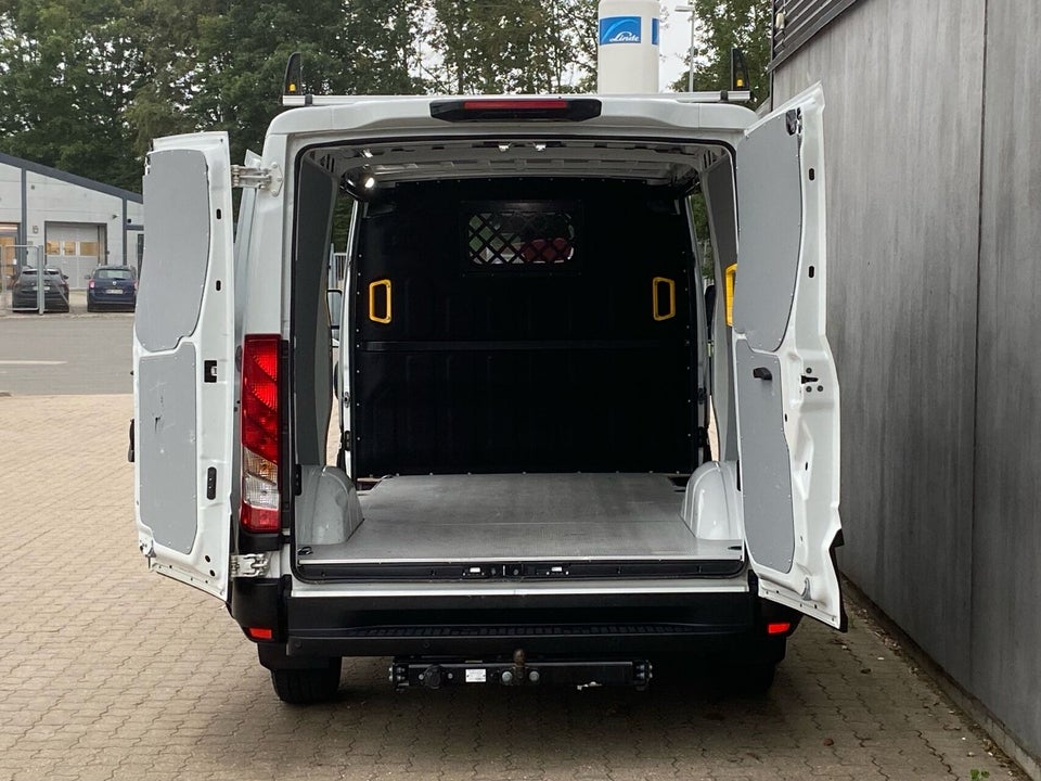 Iveco Daily 3,0 35S18 9m³ Van AG8