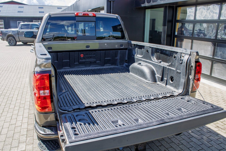 Chevrolet Silverado 1500 5,3 CrewCab High Country aut. 4x4 4d