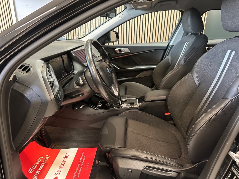 BMW 118i 1,5 Sport Line aut. 5d