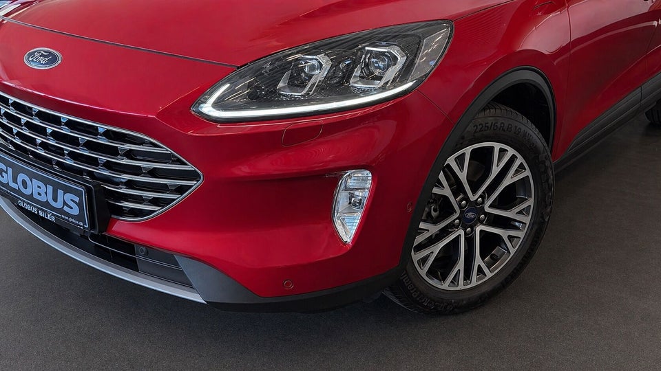 Ford Kuga 2,5 PHEV Titanium X CVT 5d