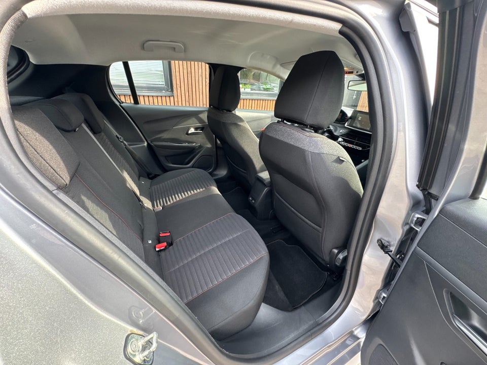 Peugeot e-208 50 Active Pack 5d