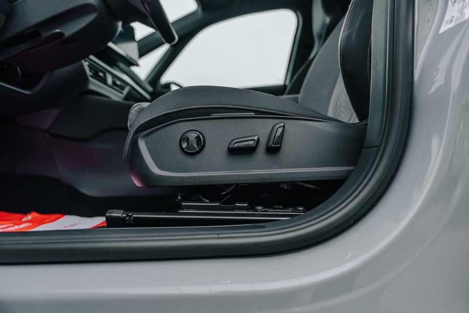 Cupra Born 77 e-Boost 5d