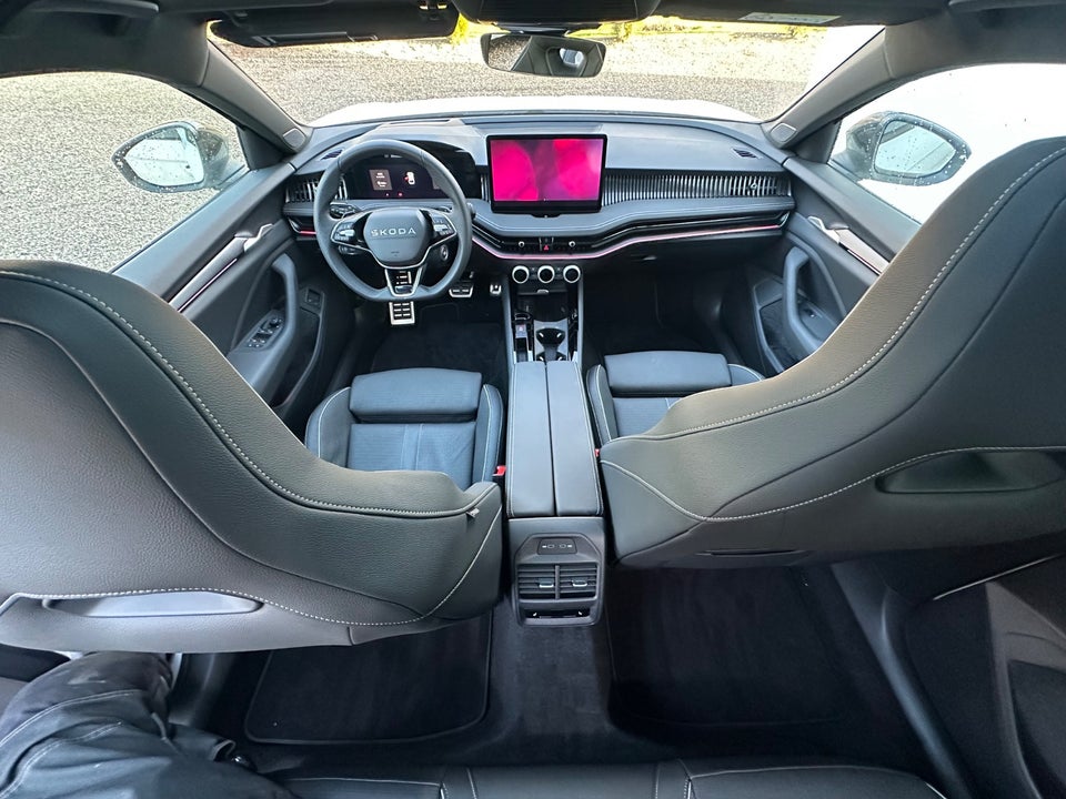 Skoda Superb 1,5 TSi iV Sportline Combi DSG 5d