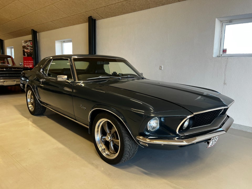Ford Mustang 4,9 V8 302cui. Coupé 2d