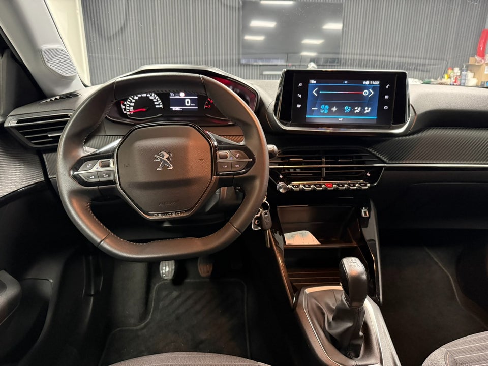 Peugeot 208 1,2 PureTech 75 Like 5d