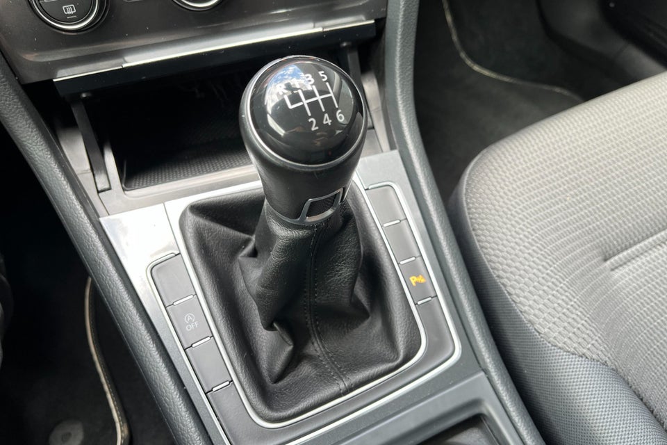 VW Golf VII 1,4 TSi 125 Comfortline 5d