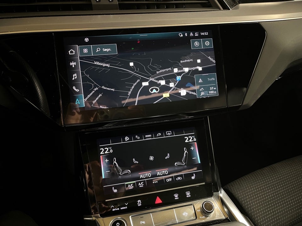 Audi e-tron 55 S-line quattro 5d