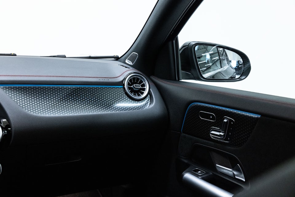 Mercedes EQA250+ AMG Premium 5d