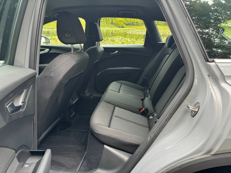 Audi Q4 e-tron 35 Attitude 5d