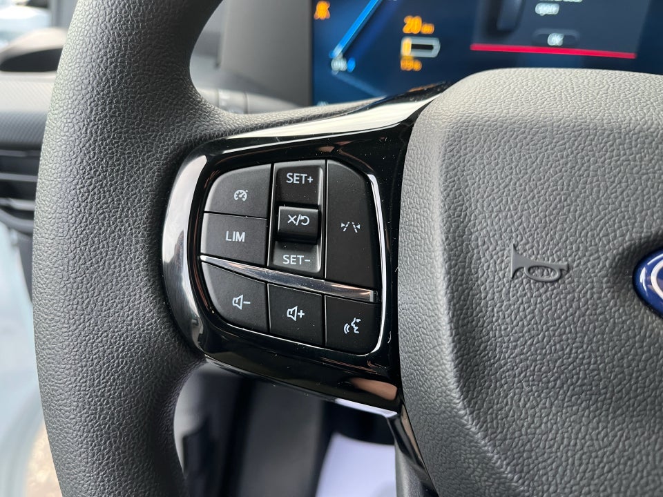 Ford E-Transit Custom 340L 64 Trend