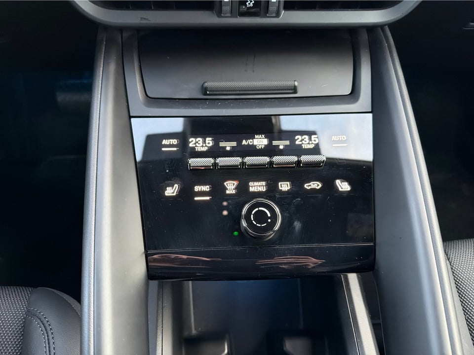 Porsche Macan 4 5d