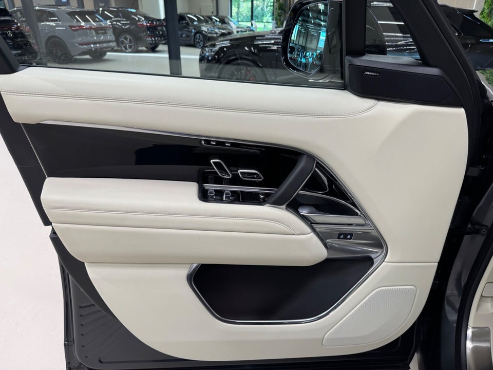 Land Rover Range Rover 3,0 P460e SE aut. 5d