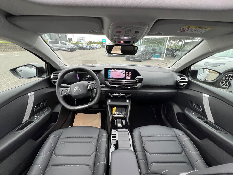 Citroën ë-C4 X 50 Shine 4d