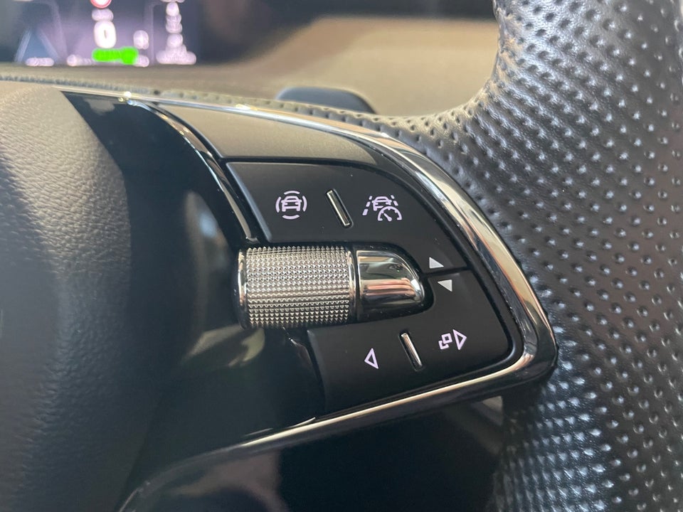 Skoda Enyaq 80 iV Loft 5d