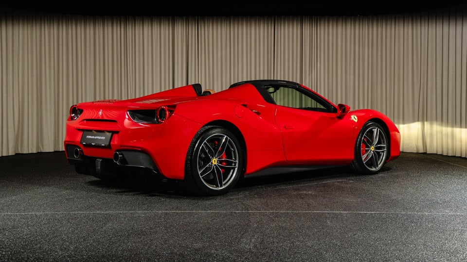 Ferrari 488 Spider 3,9 DCT 2d