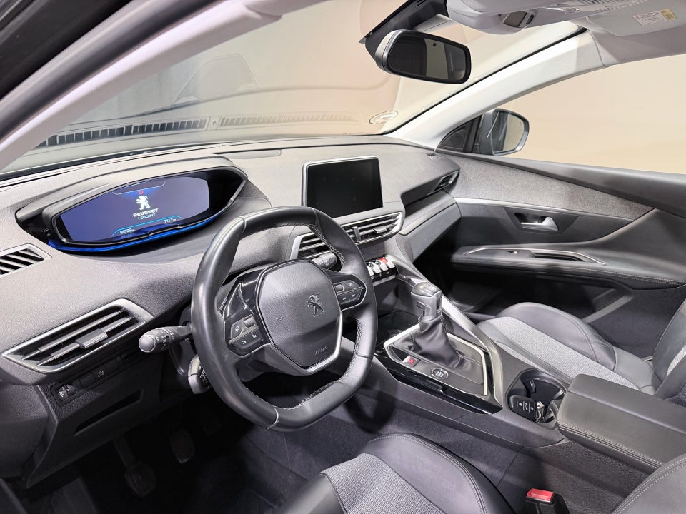 Peugeot 3008 1,5 BlueHDi 130 Allure Limited 5d