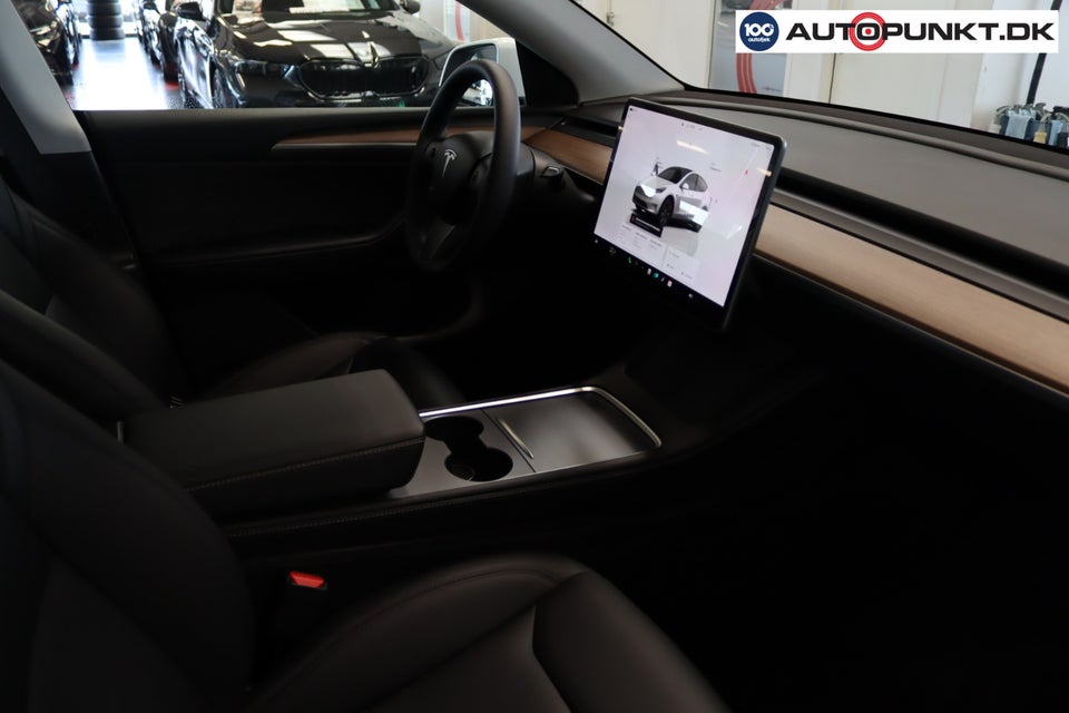 Tesla Model Y Long Range RWD 5d