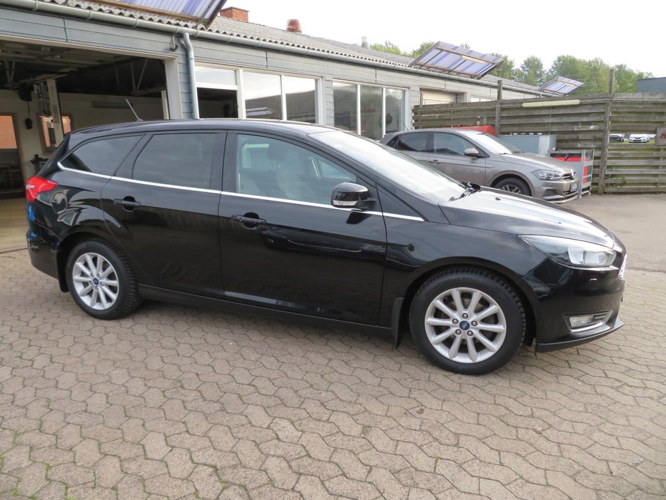 Ford Focus 1,0 SCTi 125 Titanium stc. 5d