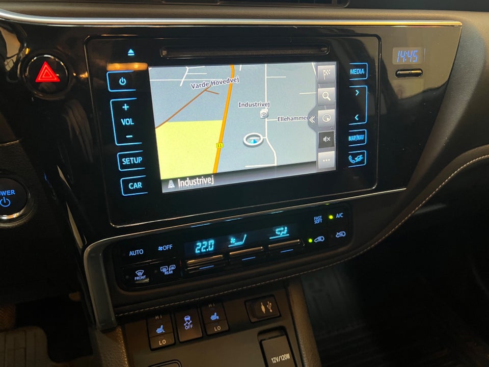 Toyota Auris 1,8 Hybrid H2 Comfort Touring Sports CVT 5d