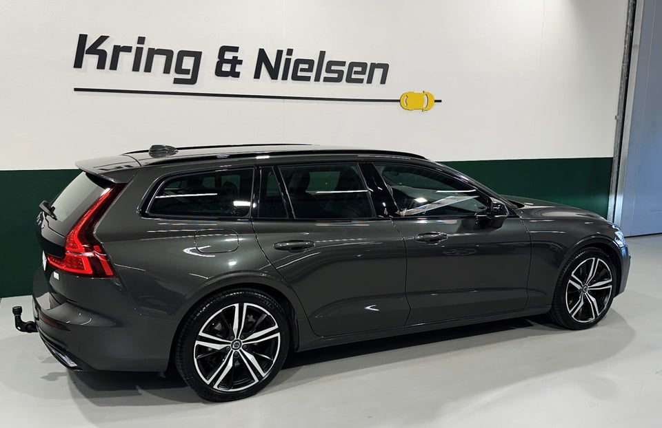 Volvo V60 2,0 T6 ReCharge R-Design aut. AWD 5d