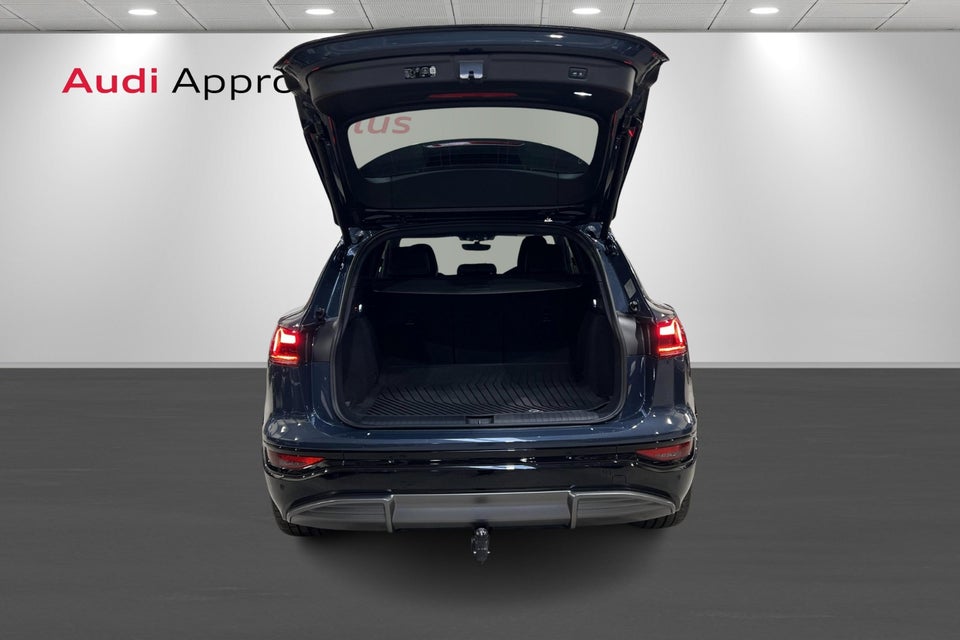 Audi Q6 e-tron Progress plus performance 5d