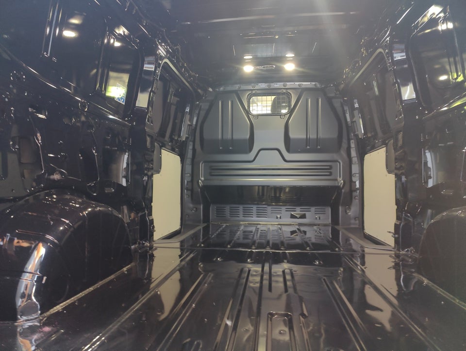 Ford Transit Custom 300L 2,0 EcoBlue Trend