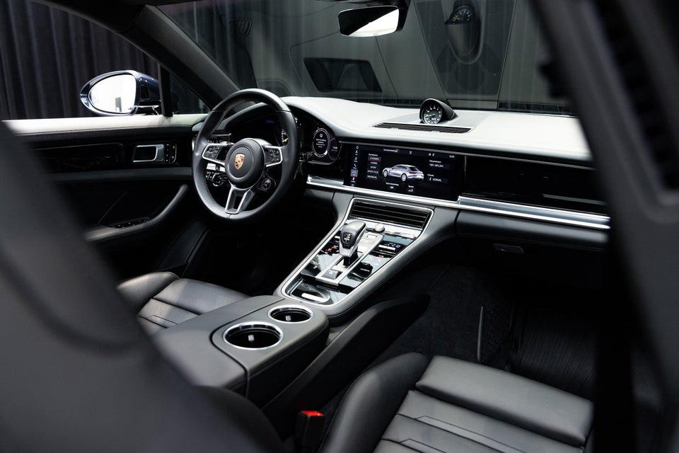 Porsche Panamera 4 2,9 E-Hybrid Sport Turismo PDK 5d