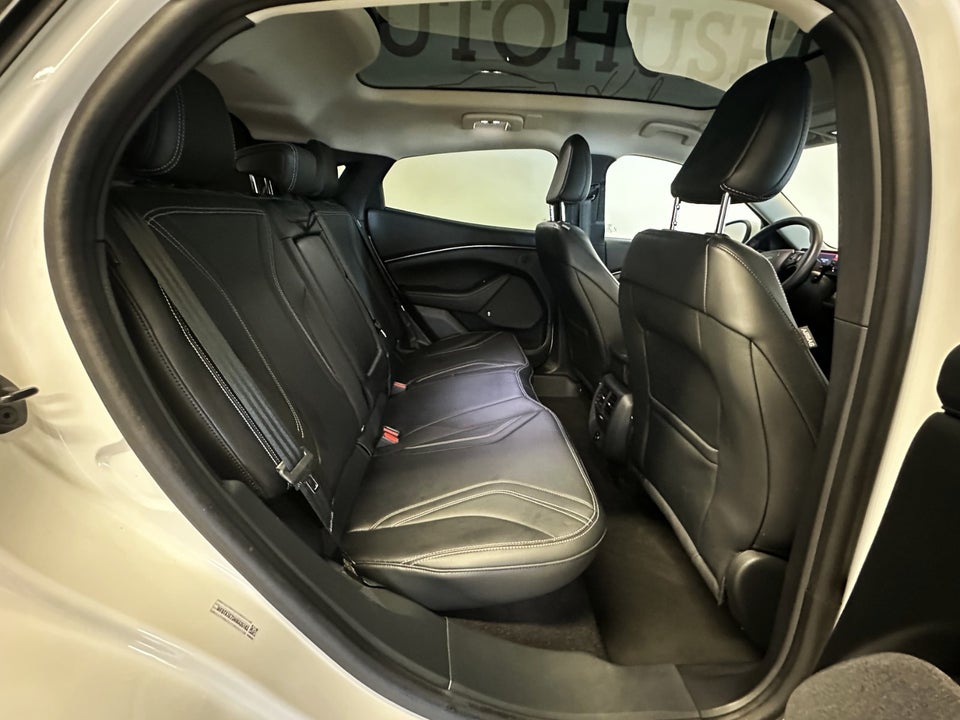 Ford Mustang Mach-E 98 Premium Extended Range 5d