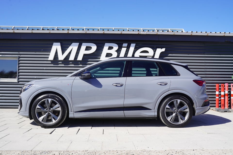 Audi Q4 e-tron 40 S-line 5d