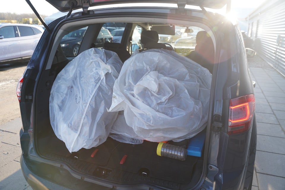 Ford S-MAX 2,0 TDCi 140 Trend 7prs 5d