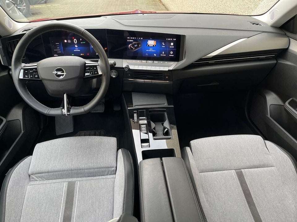 Opel Astra-e 54 Elegance 5d