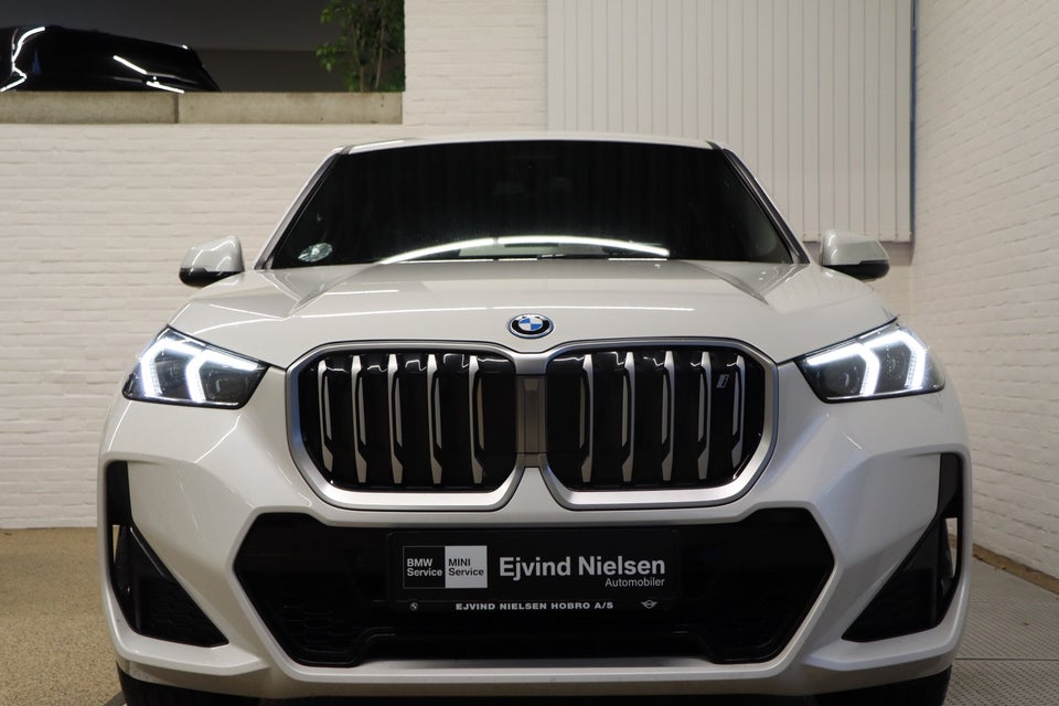 BMW iX1 xDrive30 M-Sport Premium 5d