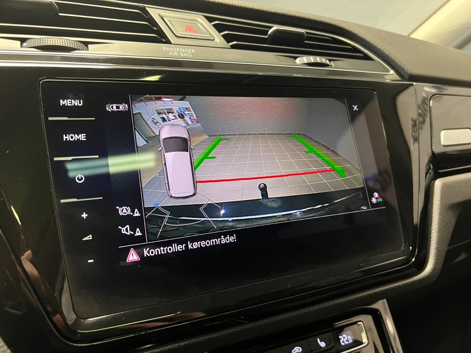 VW Touran 2,0 TDi 190 Highline R-line DSG 7prs 5d