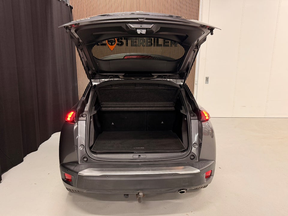 Peugeot 2008 1,5 BlueHDi 130 Allure EAT8 5d