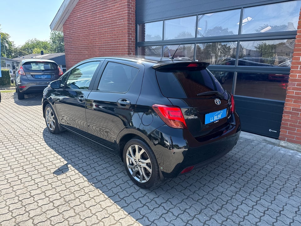 Toyota Yaris 1,5 Hybrid H2 Style e-CVT 5d
