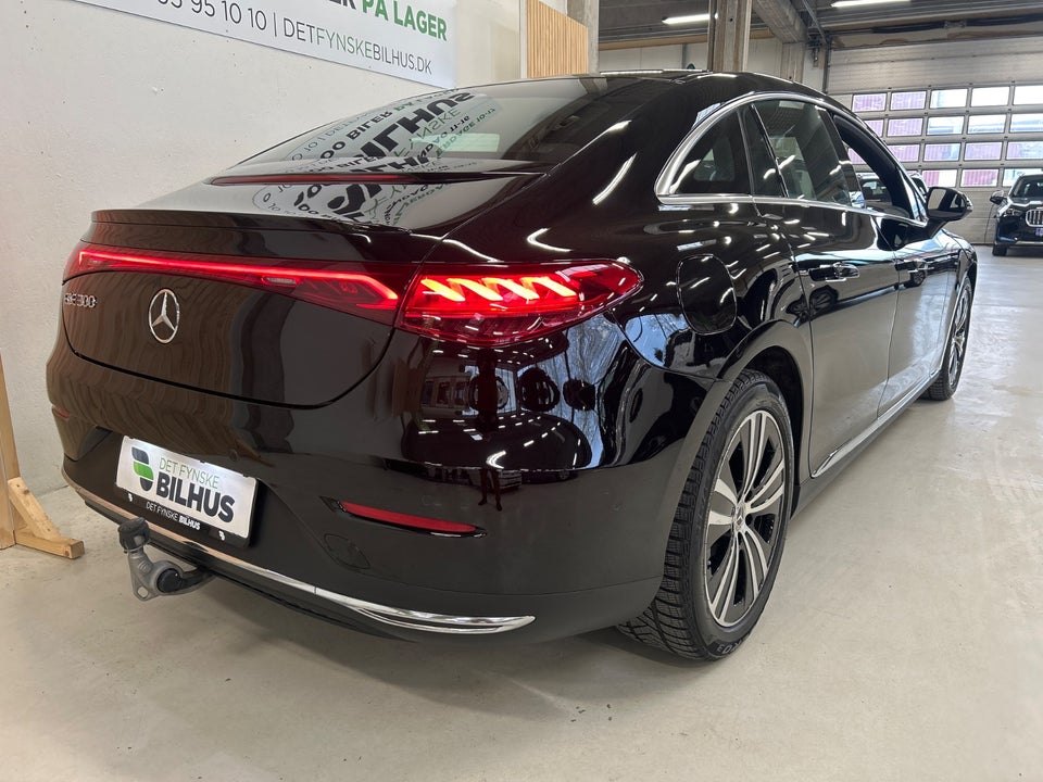 Mercedes EQE300 Electric Art 4d